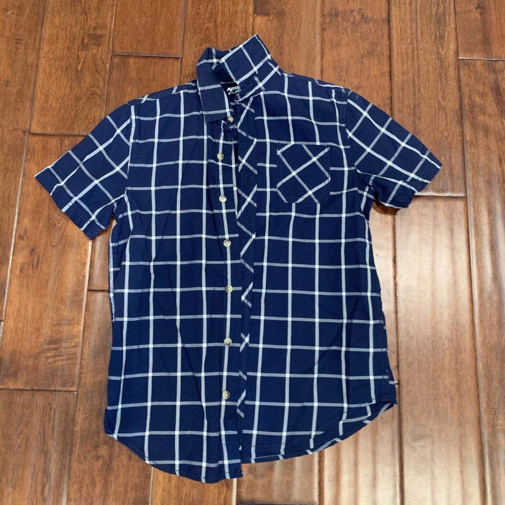 Arizona Boys Button Down Short Sleeve Shirt